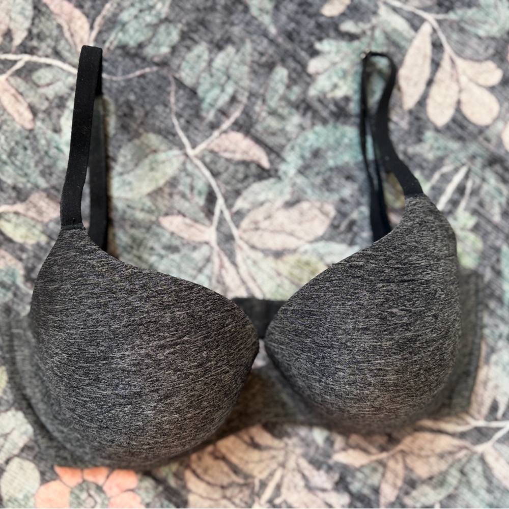 VICTORIA SECRET bra